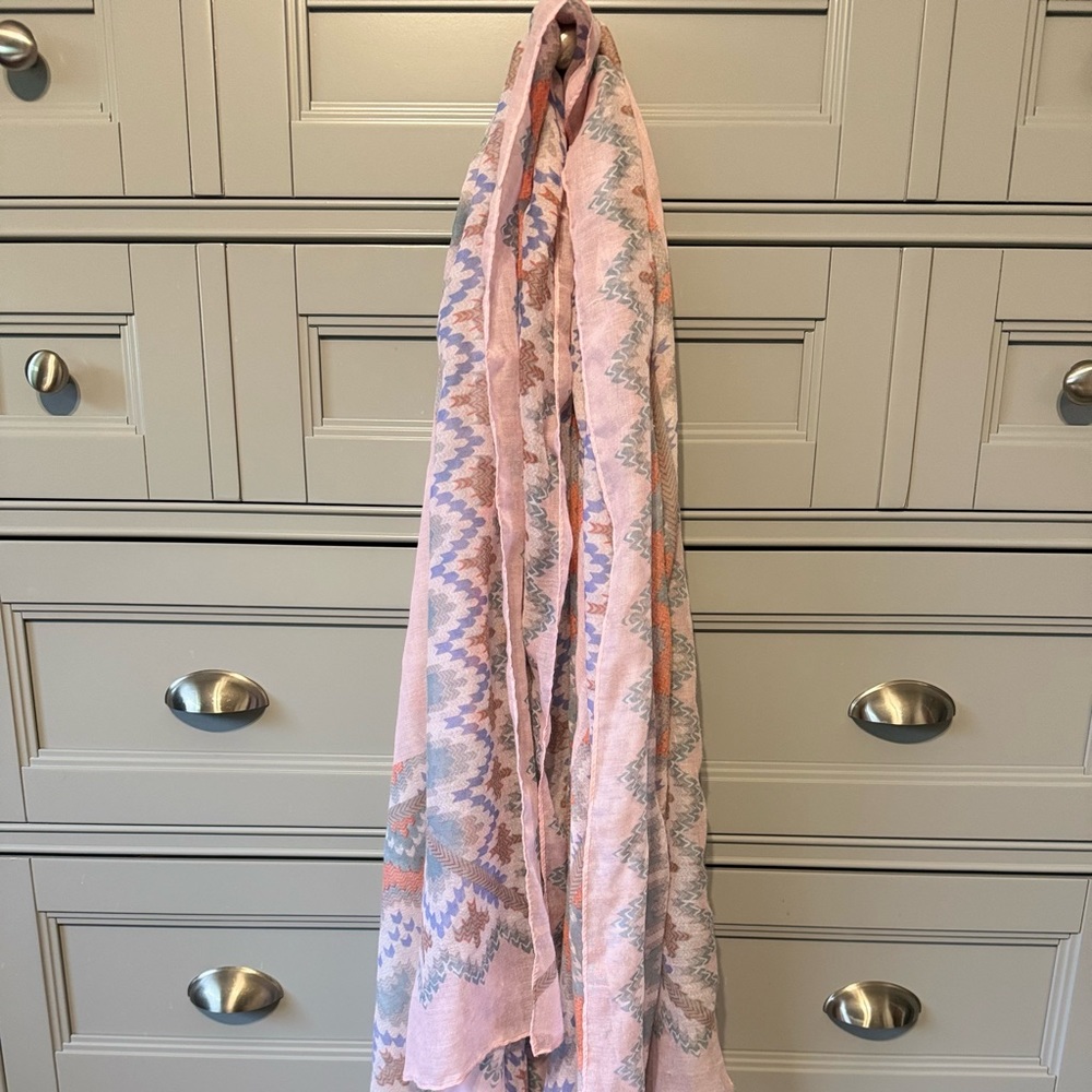 Pastel colors neck scarf